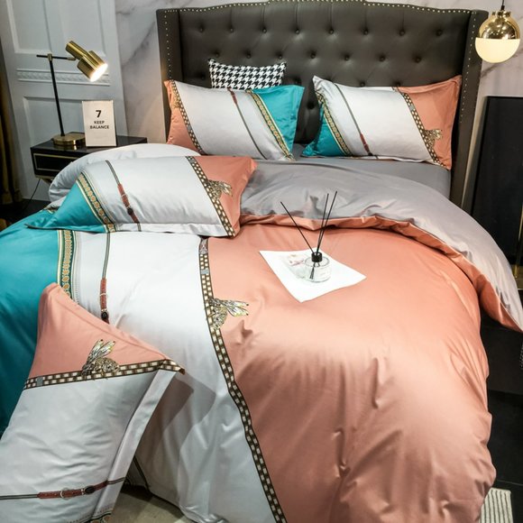 Luxury Brushed Cotton Bedding Set of Four - Picture 5 of 15